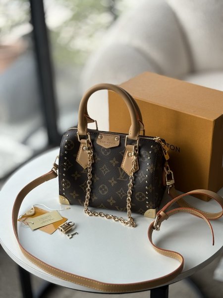 حقيبة كوتش سبيدي